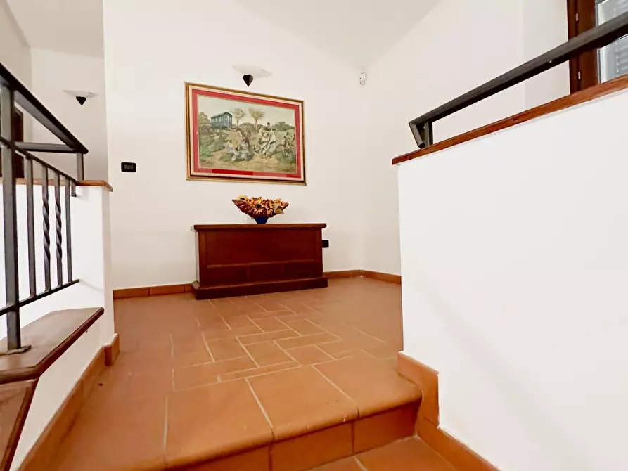 Immagine 20 di Casa colonica in vendita  a Pescia