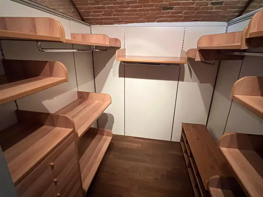 Immagine 17 di Appartamento in vendita  a Empoli