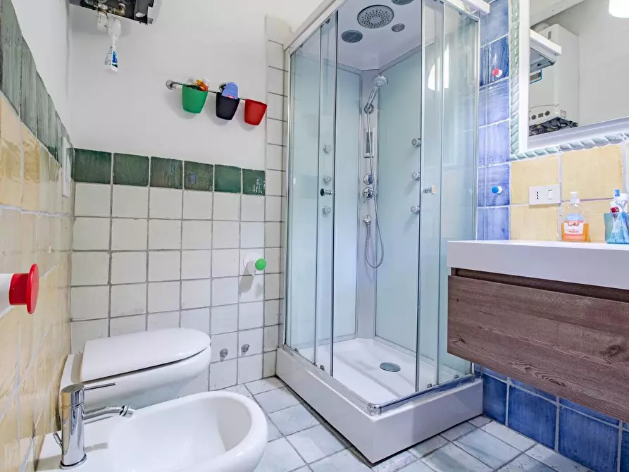 Immagine 13 di Appartamento in vendita  a Pisa