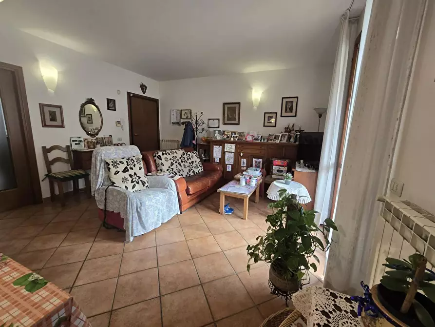 Immagine 6 di Appartamento in vendita  a Cascina