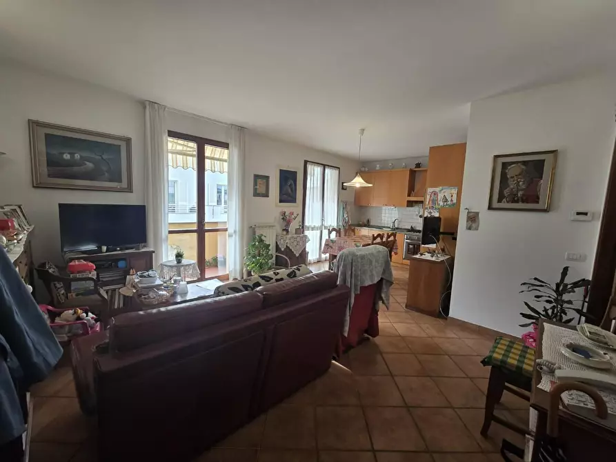 Immagine 1 di Appartamento in vendita  a Cascina