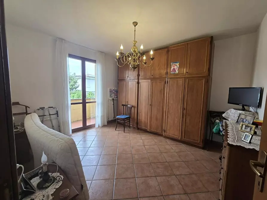 Immagine 10 di Appartamento in vendita  a Cascina