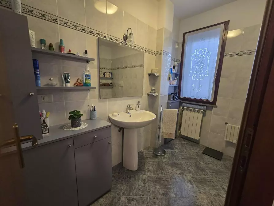 Immagine 14 di Appartamento in vendita  a Cascina