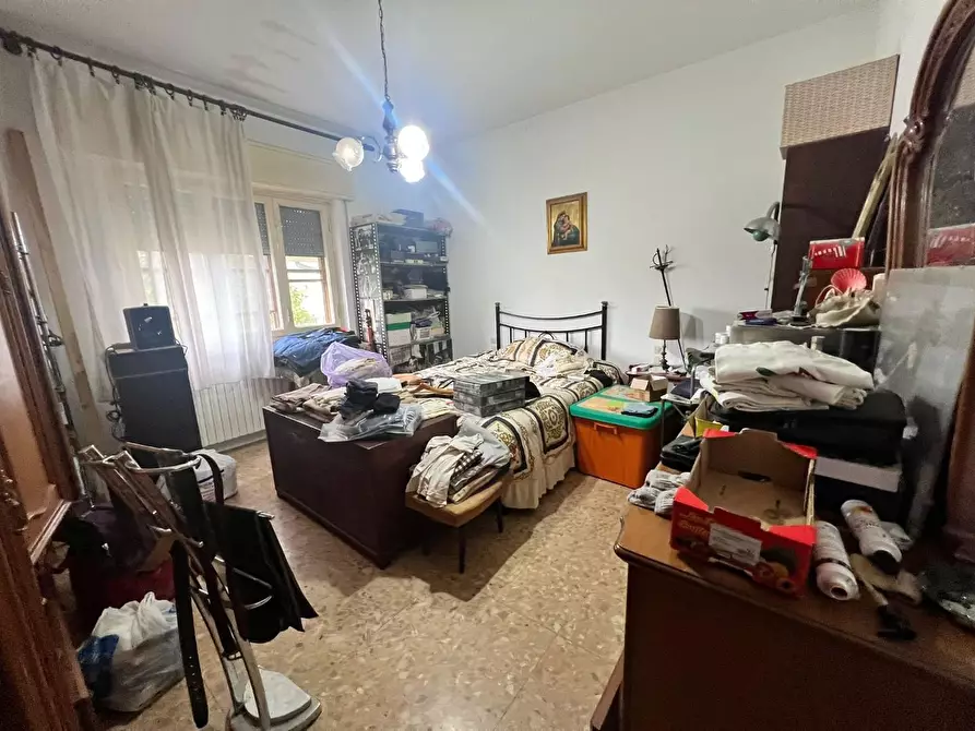 Immagine 12 di Villa in vendita  a Capannori