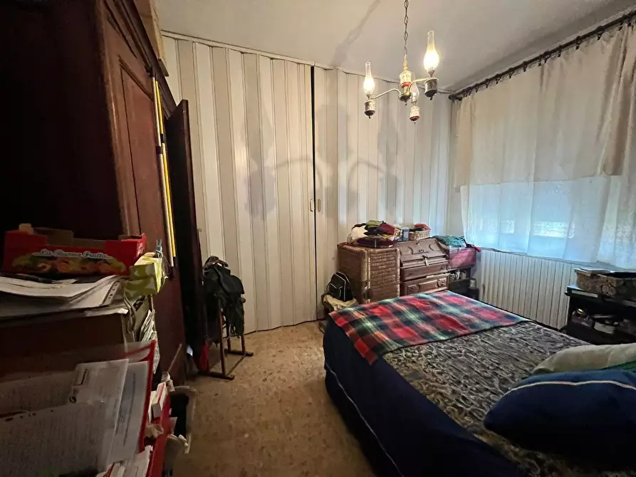 Immagine 15 di Villa in vendita  a Capannori