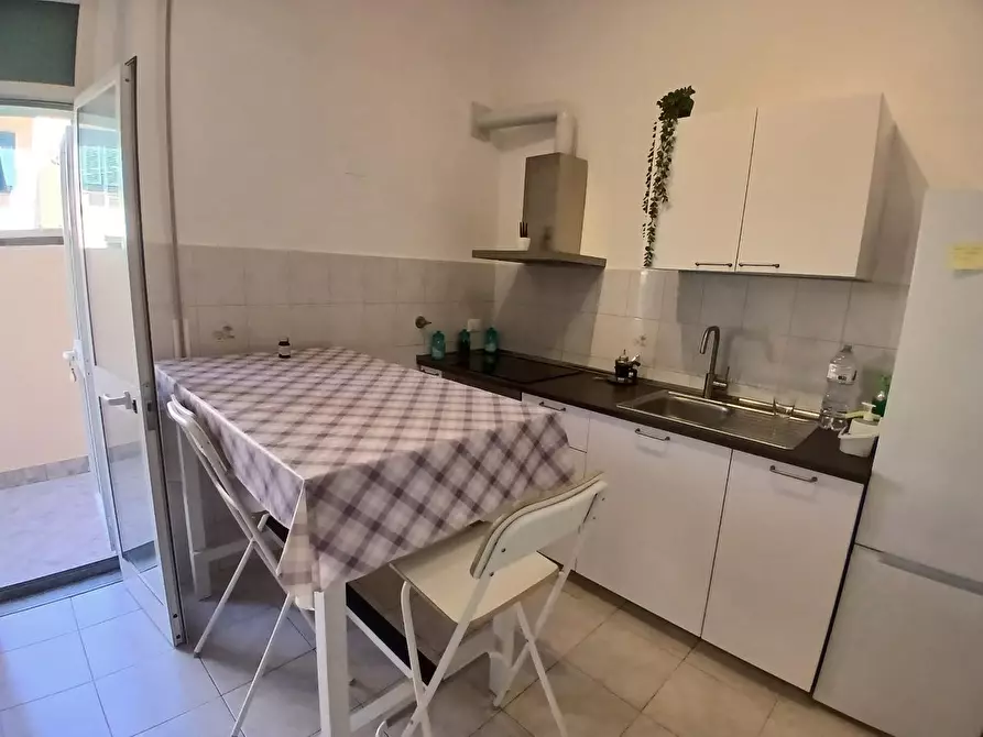 Immagine 9 di Appartamento in vendita  a Livorno