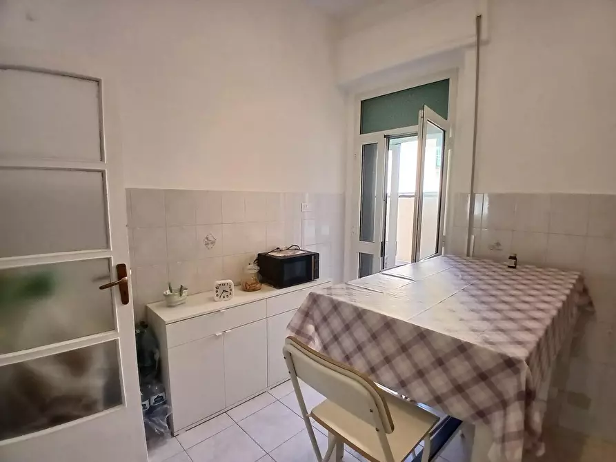 Immagine 10 di Appartamento in vendita  a Livorno