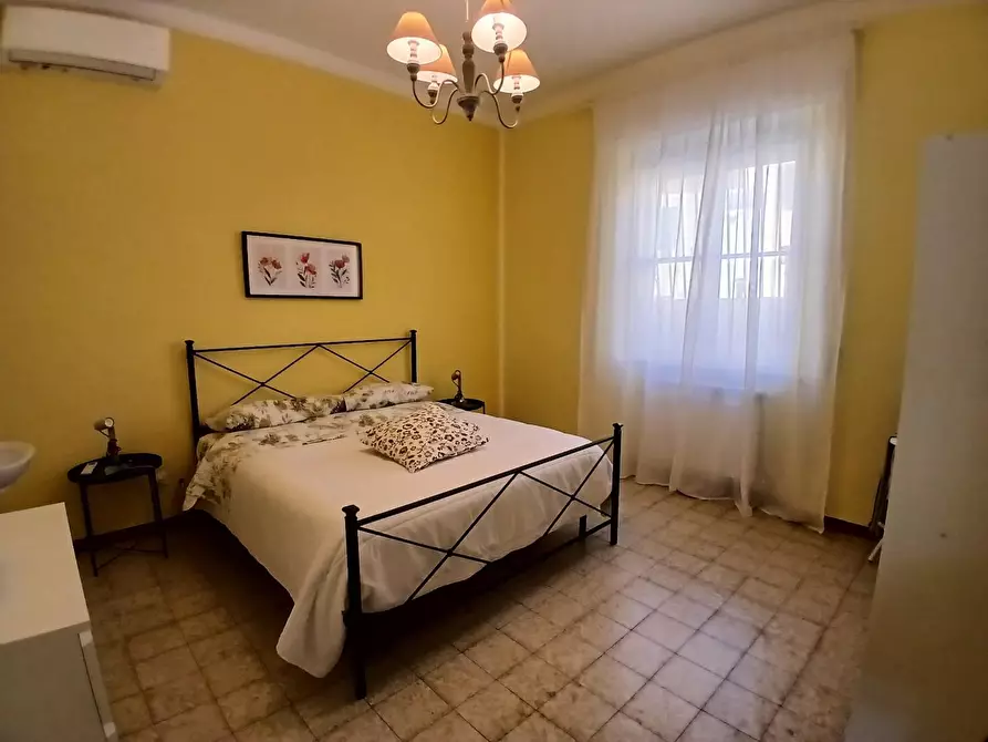 Immagine 19 di Appartamento in vendita  a Livorno