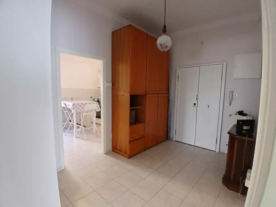 Immagine 17 di Appartamento in vendita  a Livorno