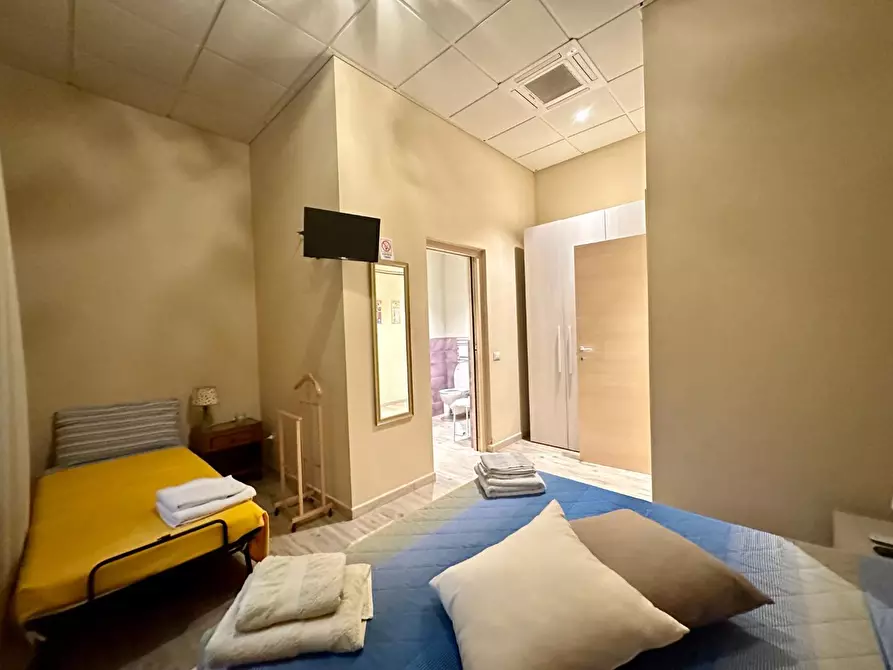 Immagine 9 di Appartamento in affitto  a Lucca