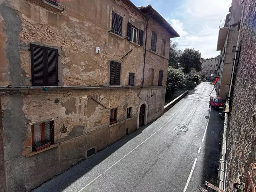 Immagine 8 di Appartamento in vendita  a Volterra