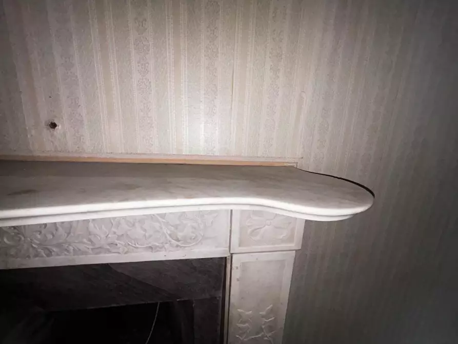 Immagine 10 di Appartamento in vendita  a Volterra