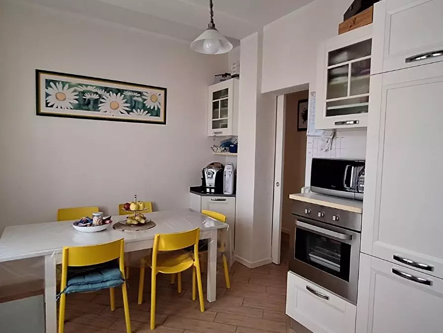 Immagine 7 di Appartamento in vendita  a Livorno