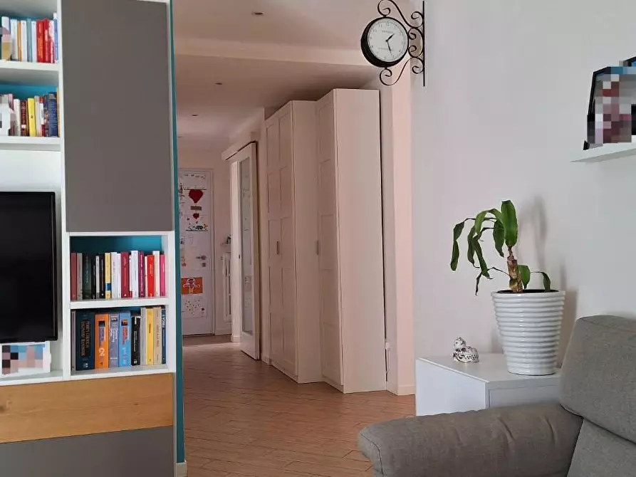 Immagine 5 di Appartamento in vendita  a Livorno