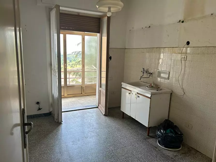 Immagine 1 di Appartamento in vendita  a Siena