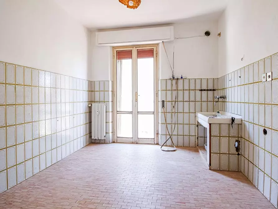 Immagine 1 di Appartamento in vendita  a Pisa