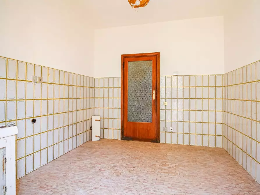 Immagine 4 di Appartamento in vendita  a Pisa