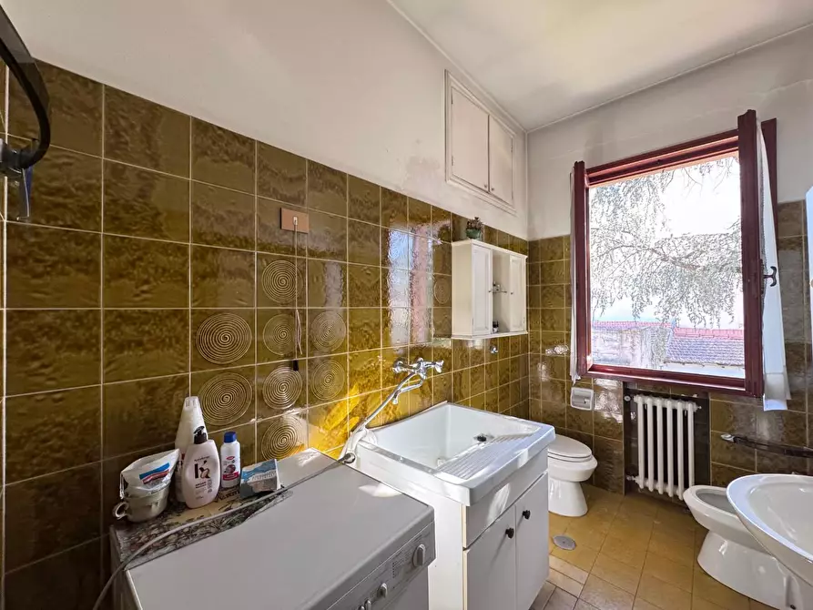 Immagine 22 di Villa in vendita  a Empoli