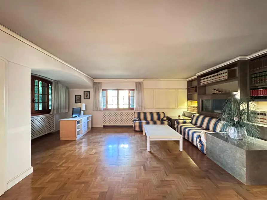 Immagine 29 di Villa in vendita  a Empoli