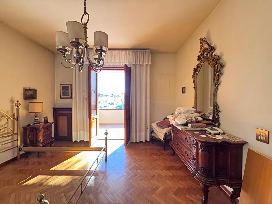 Immagine 25 di Villa in vendita  a Empoli
