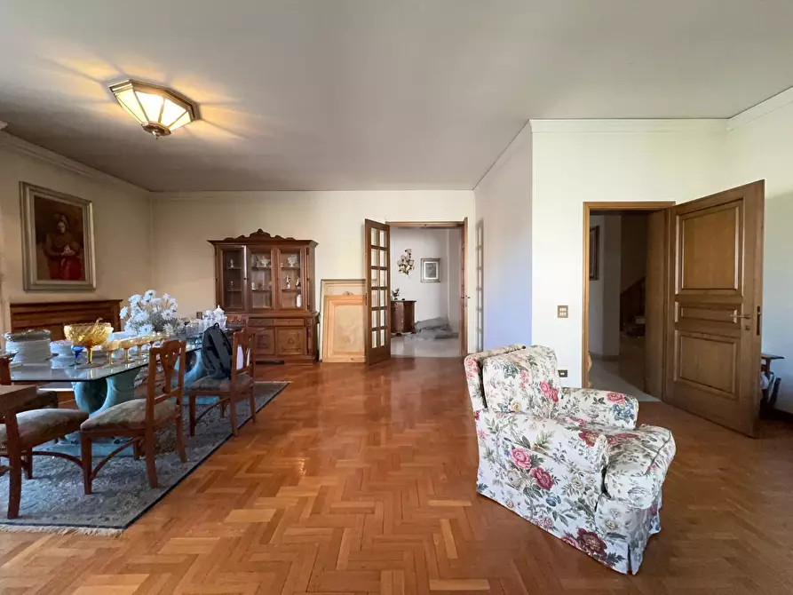 Immagine 11 di Villa in vendita  a Empoli