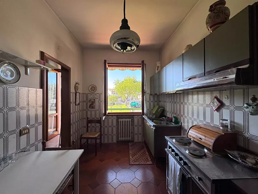 Immagine 13 di Villa in vendita  a Empoli