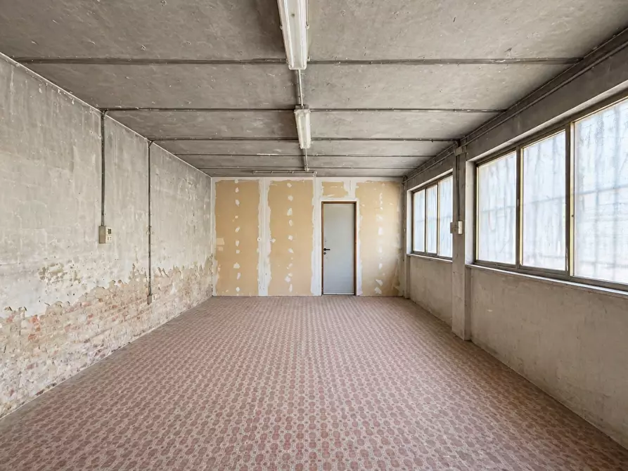 Immagine 7 di Attività artigianale in vendita  a Castelfiorentino