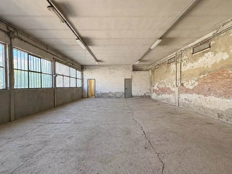 Immagine 5 di Attività artigianale in vendita  a Castelfiorentino