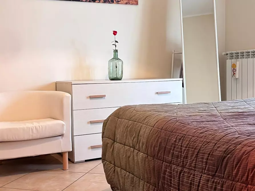 Immagine 25 di Appartamento in vendita  a Cascina