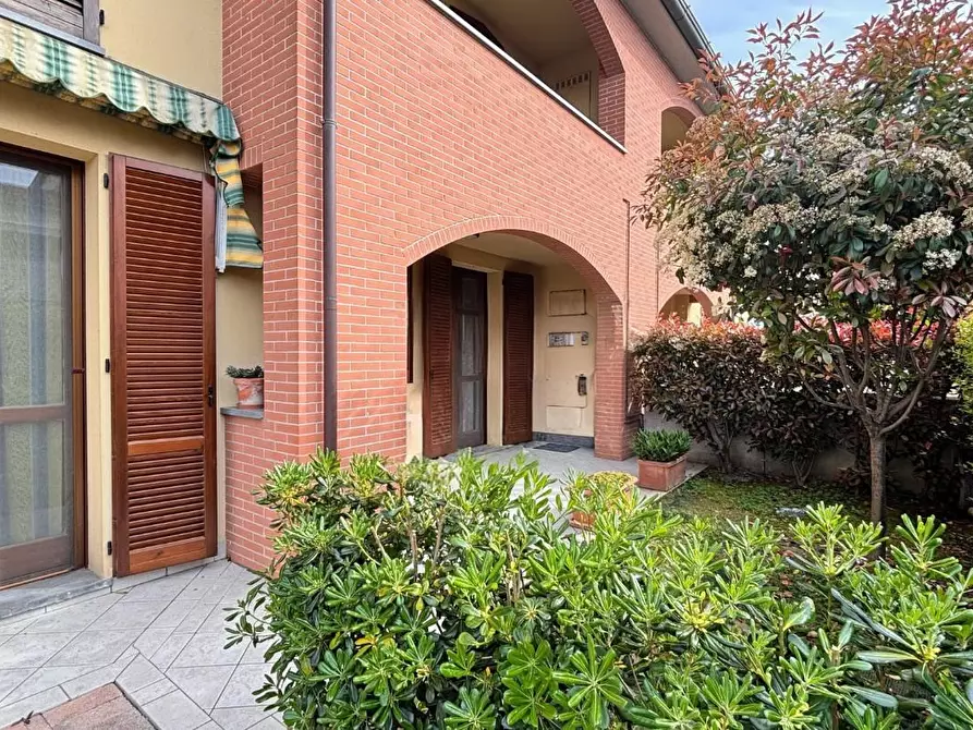 Immagine 1 di Appartamento in vendita  a Cascina