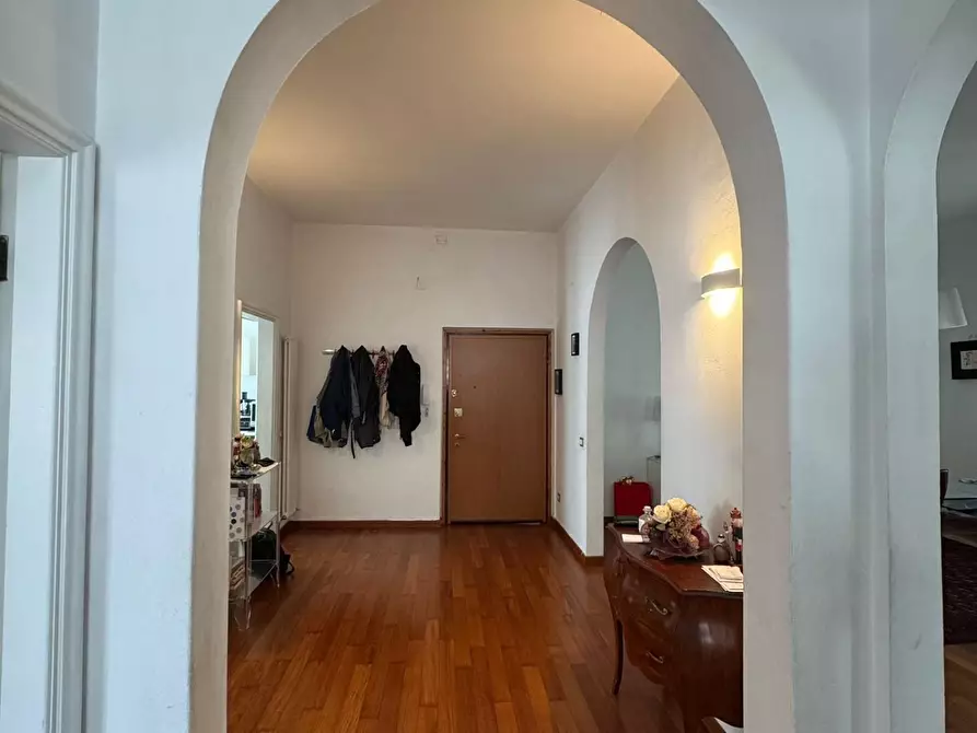 Immagine 16 di Appartamento in vendita  a Pisa