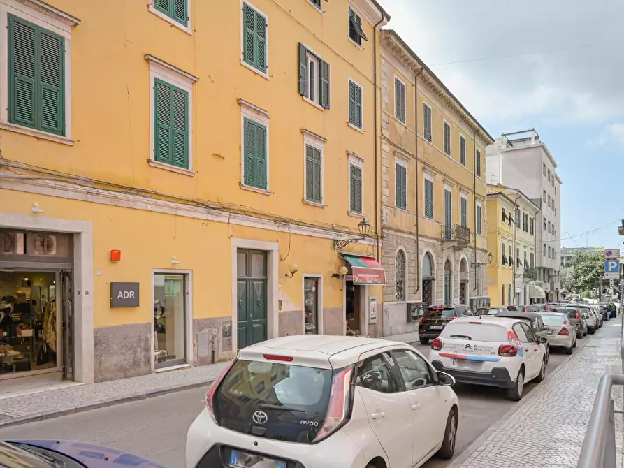 Immagine 23 di Appartamento in vendita  a Carrara