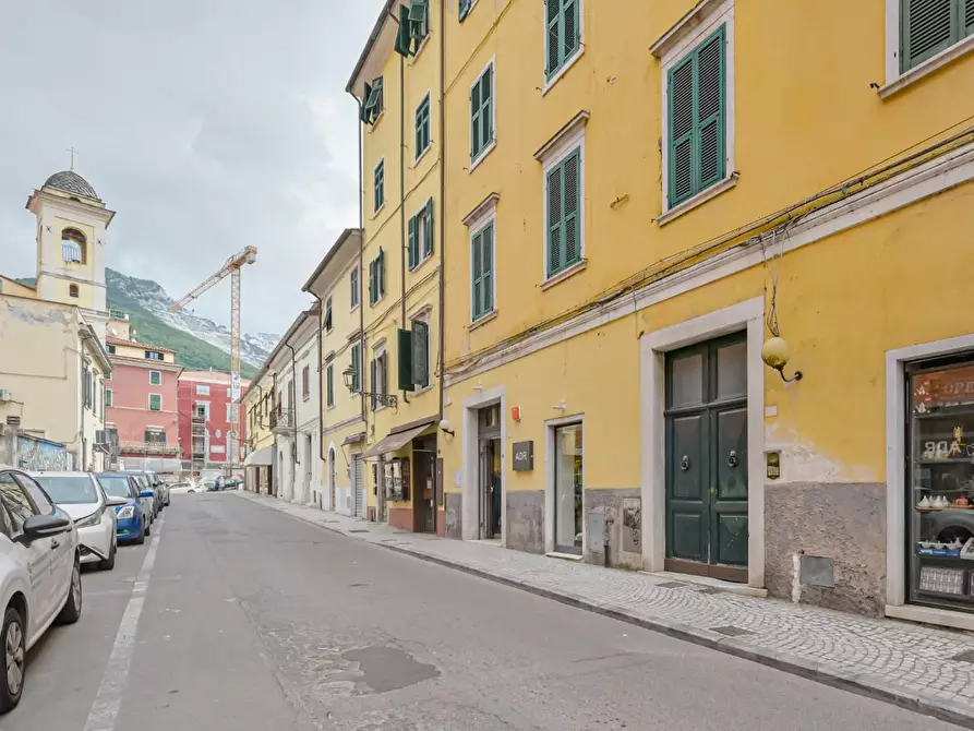 Immagine 25 di Appartamento in vendita  a Carrara