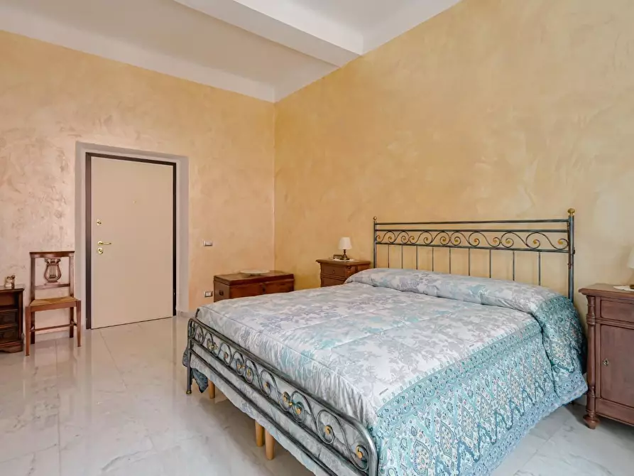 Immagine 13 di Appartamento in vendita  a Carrara