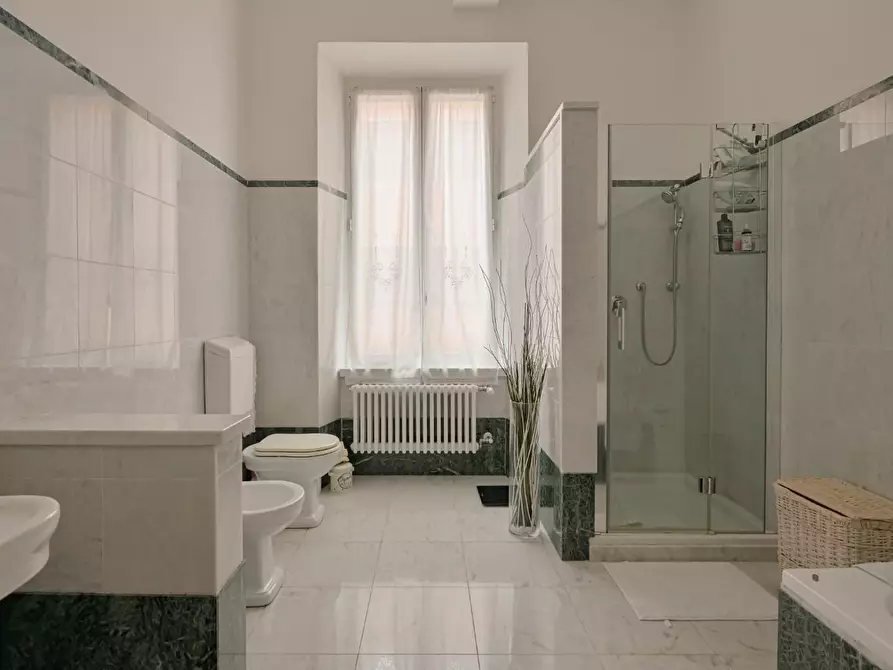 Immagine 15 di Appartamento in vendita  a Carrara