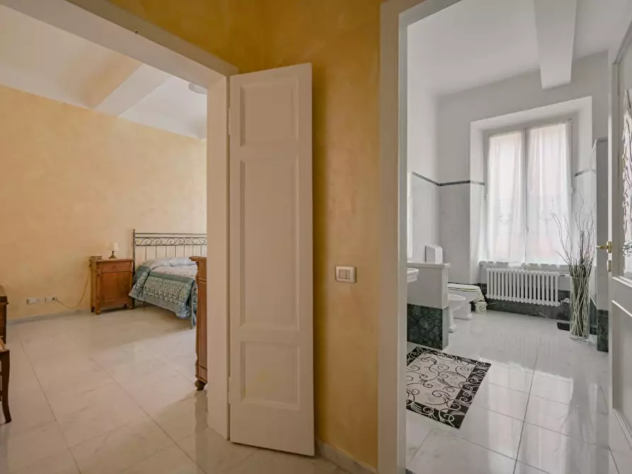 Immagine 14 di Appartamento in vendita  a Carrara