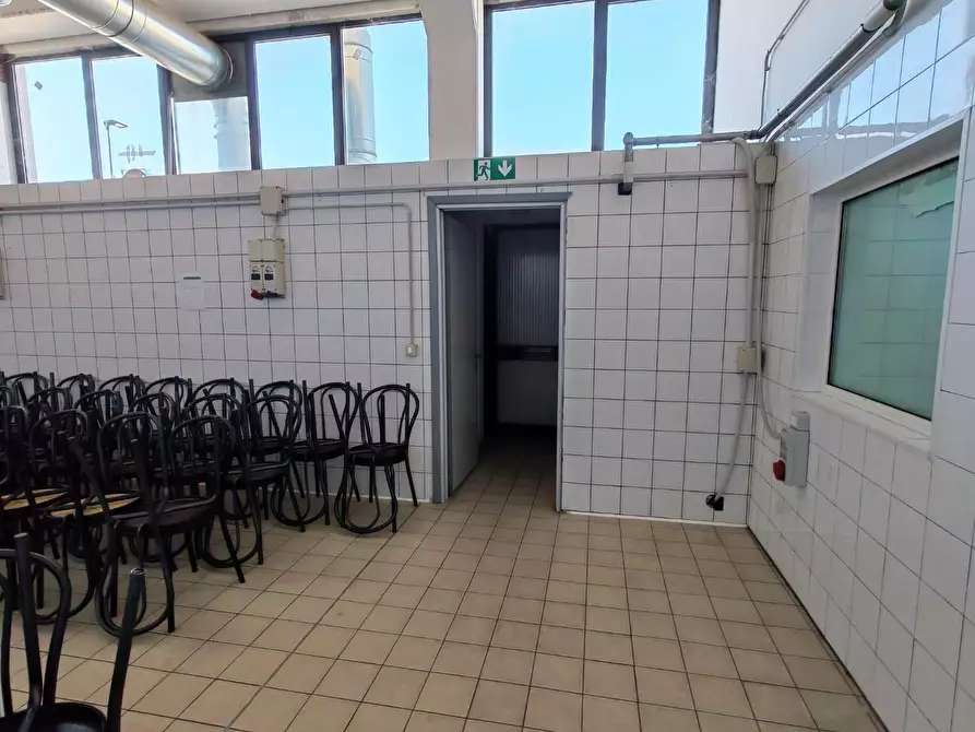 Immagine 26 di Capannone industriale in vendita  a Ponsacco