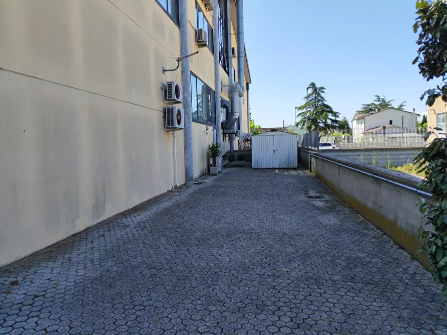 Immagine 27 di Capannone industriale in vendita  a Ponsacco