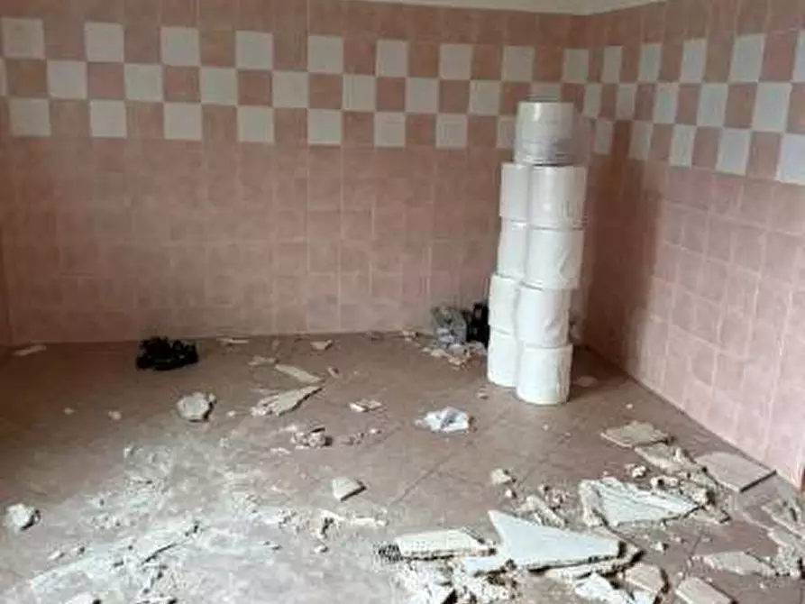 Immagine 5 di Attività artigianale in vendita  a Cavenago D'adda