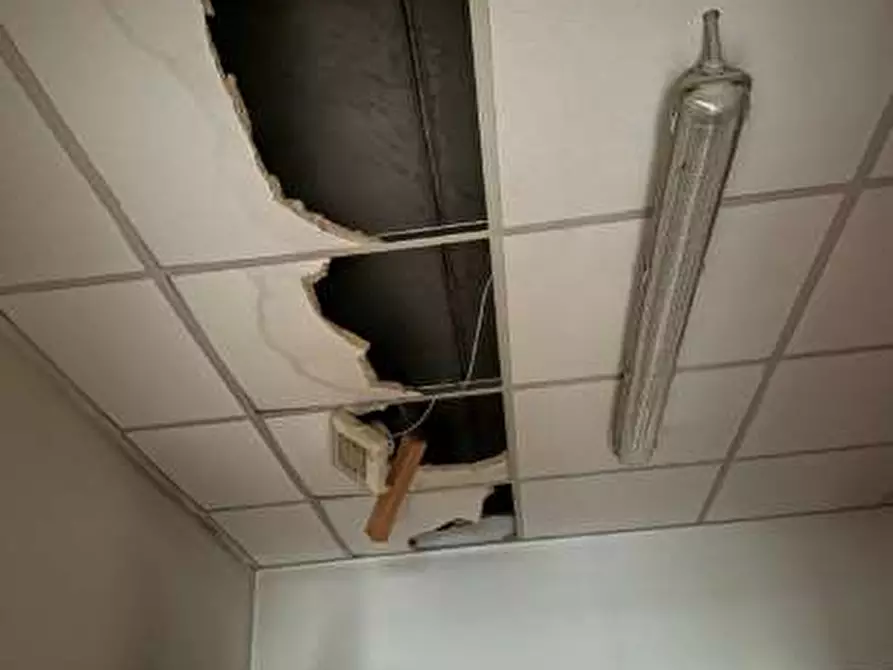 Immagine 14 di Attività artigianale in vendita  a Cavenago D'adda