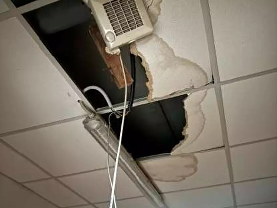 Immagine 12 di Attività artigianale in vendita  a Cavenago D'adda
