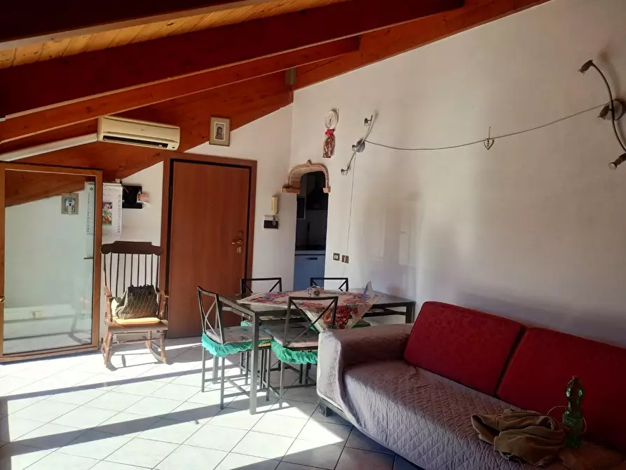 Immagine 3 di Mansarda in vendita  a Lajatico