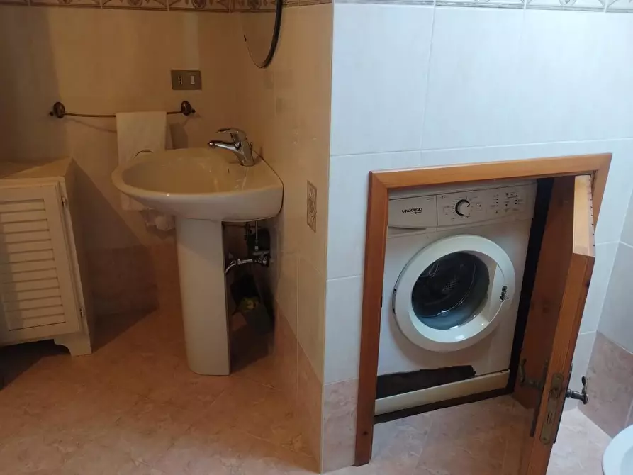 Immagine 28 di Mansarda in vendita  a Lajatico