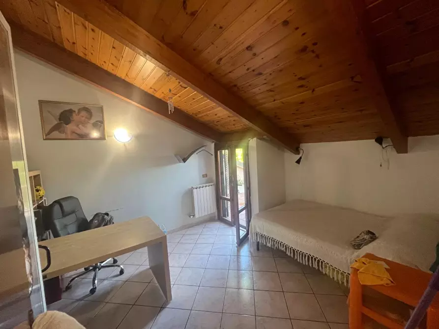 Immagine 14 di Mansarda in vendita  a Lajatico