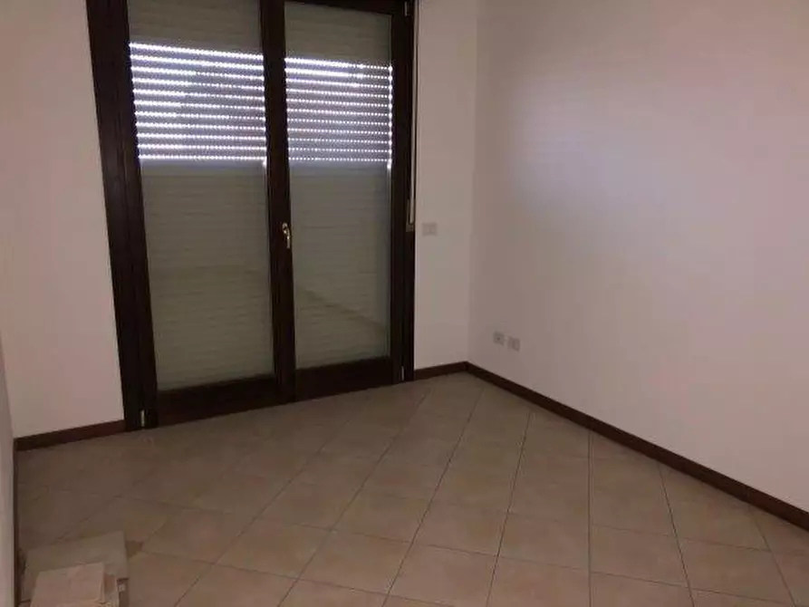 Immagine 60 di Palazzo in vendita  a San Rocco Al Porto