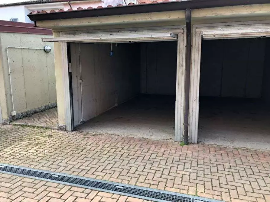 Immagine 15 di Palazzo in vendita  a San Rocco Al Porto