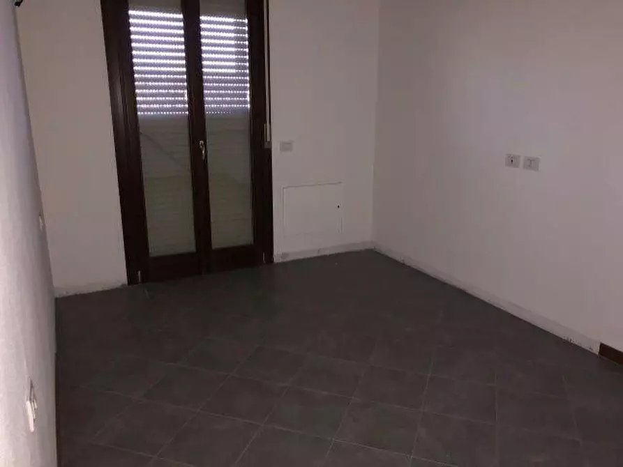 Immagine 90 di Palazzo in vendita  a San Rocco Al Porto