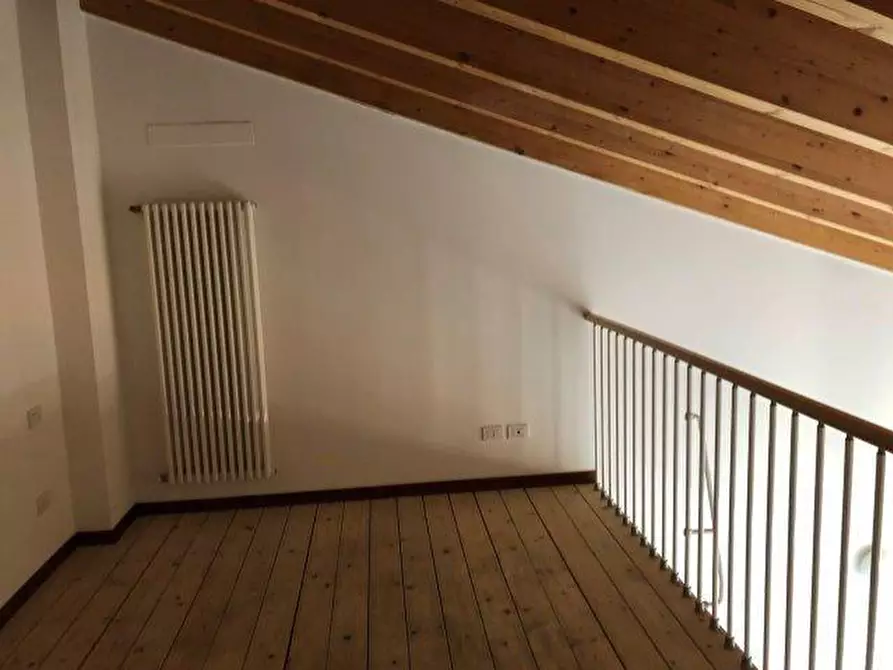Immagine 79 di Palazzo in vendita  a San Rocco Al Porto