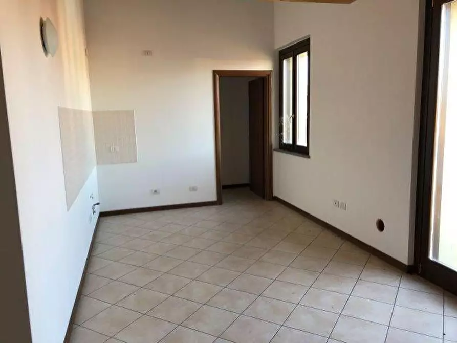 Immagine 80 di Palazzo in vendita  a San Rocco Al Porto