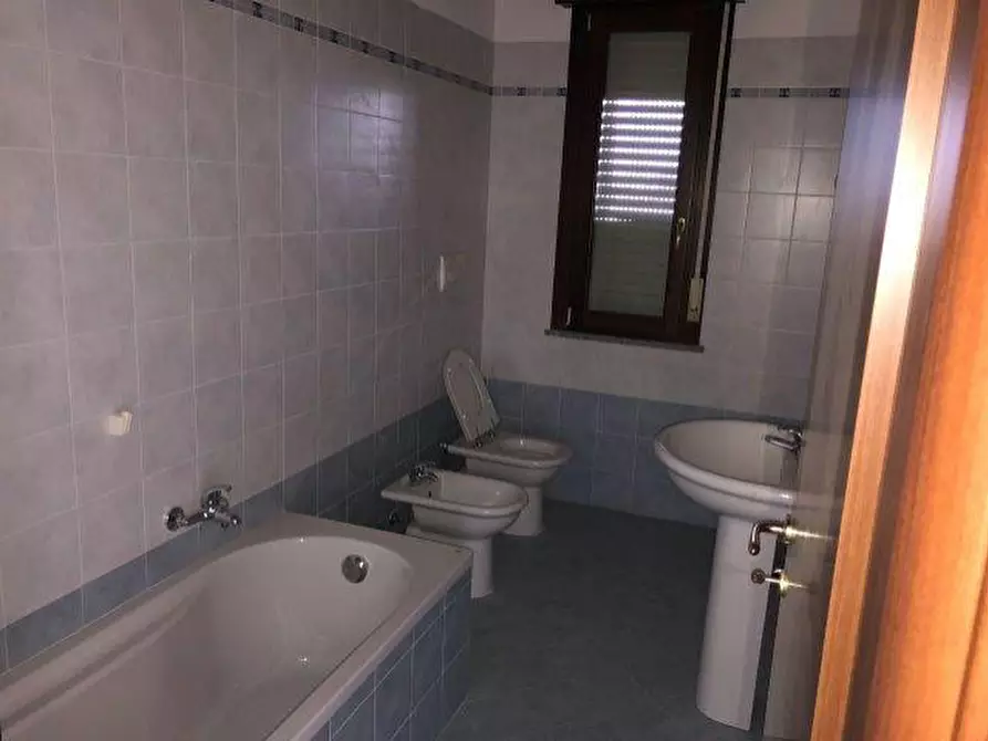 Immagine 86 di Palazzo in vendita  a San Rocco Al Porto